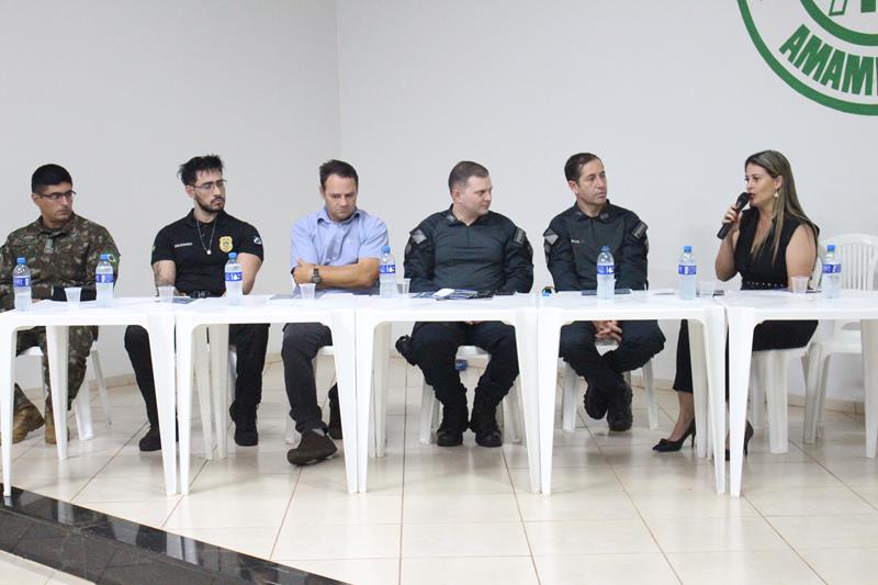 Apresentação no Sindicato Rural em Amambai do trabalho da Polícia Militar Rural em MS