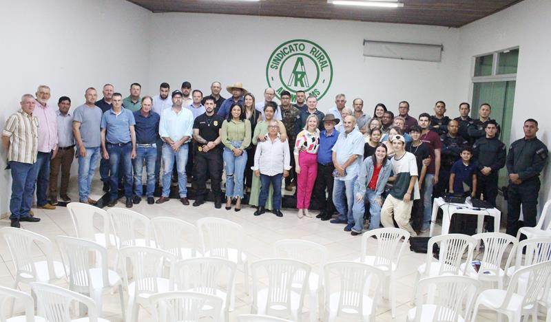 Apresentação no Sindicato Rural em Amambai do trabalho da Polícia Militar Rural em MS