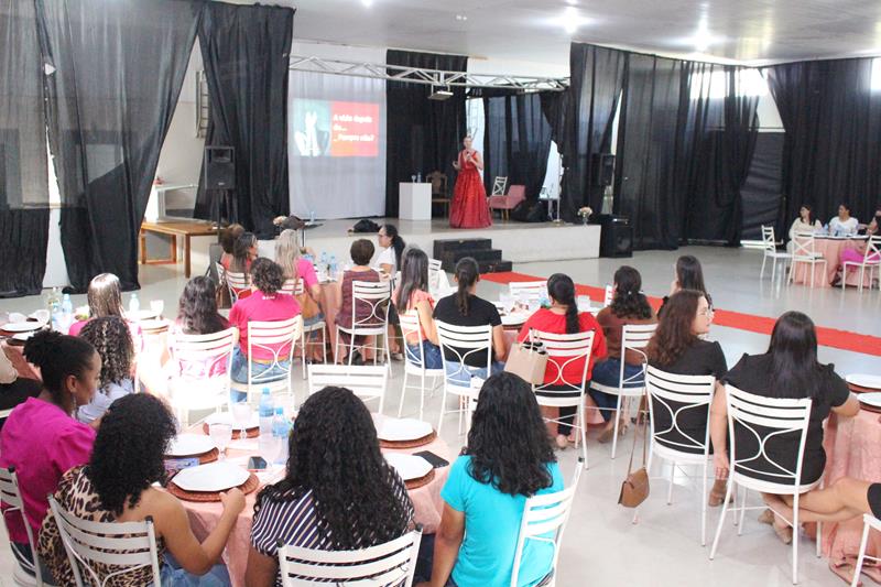 Seminário da Mulher promovido pela C. Vale- Palestra “O Poder de Acreditar que Você Pode”, com Veridiana Cavalheri