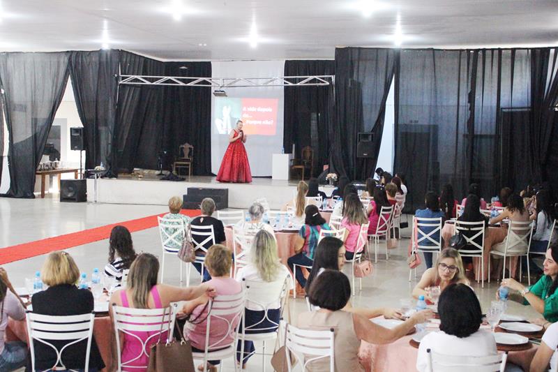 Seminário da Mulher promovido pela C. Vale- Palestra “O Poder de Acreditar que Você Pode”, com Veridiana Cavalheri