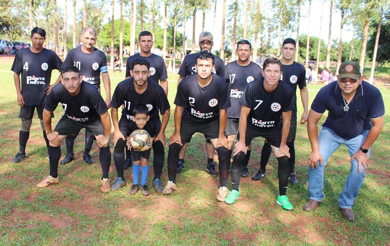 Quatro jogos abriram nesse domingo o 1º Campeonato Rural de Suíço no Loteamento Querência em Amambai