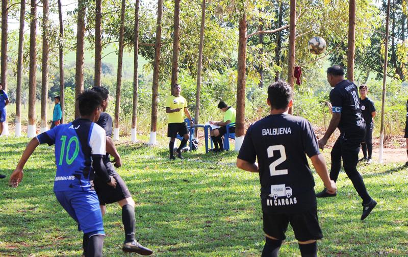 Aberturas do 1ª Campeonato Rural Sonho Meu de Futebol Suíço no Loteamento Querência em Amambai