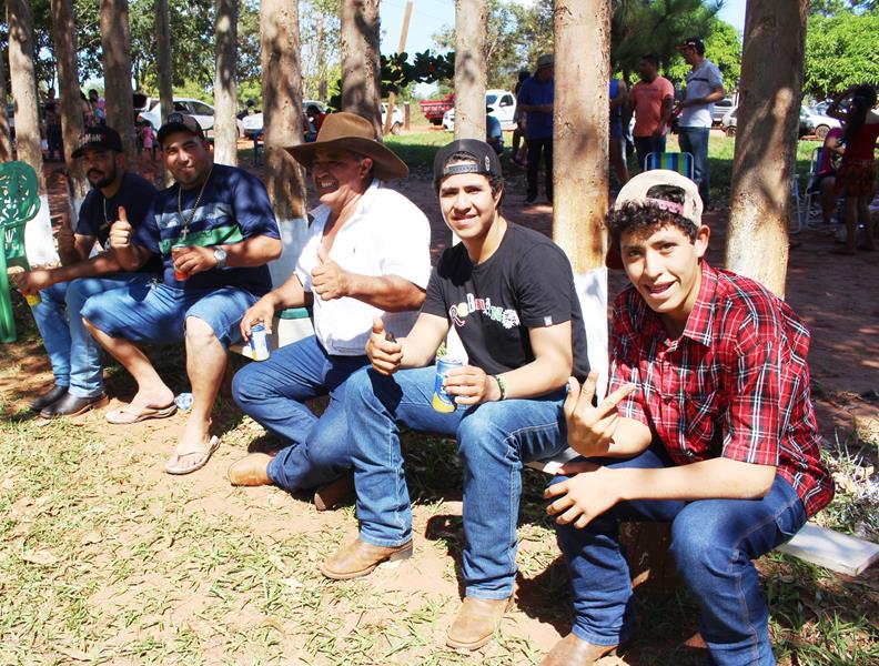 Aberturas do 1ª Campeonato Rural Sonho Meu de Futebol Suíço no Loteamento Querência em Amambai