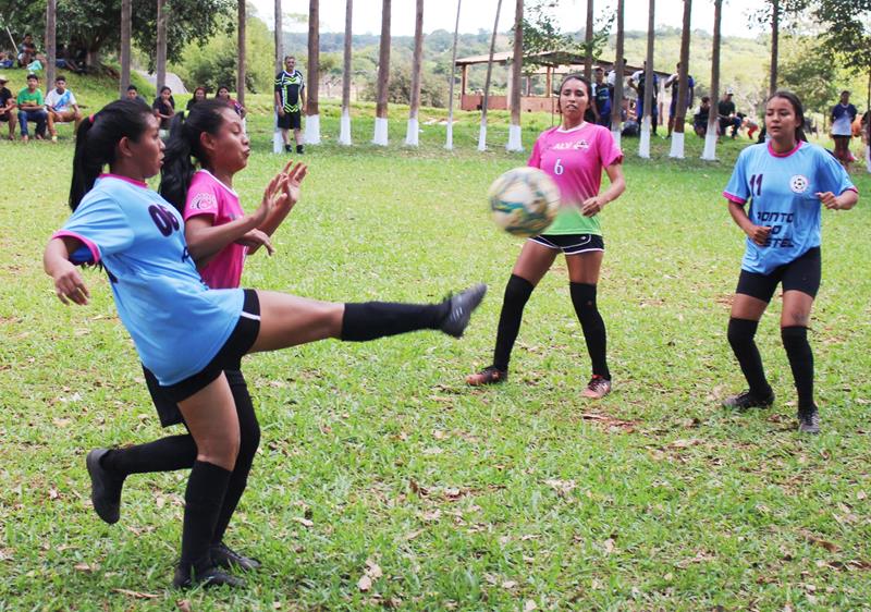 Aberturas do 1ª Campeonato Rural Sonho Meu de Futebol Suíço no Loteamento Querência em Amambai