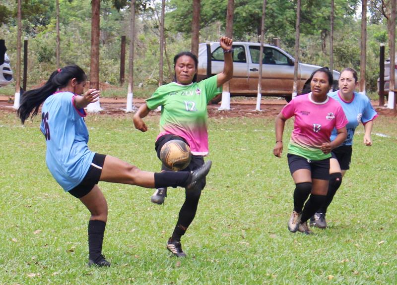 Aberturas do 1ª Campeonato Rural Sonho Meu de Futebol Suíço no Loteamento Querência em Amambai