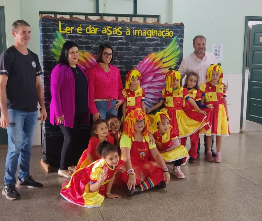 Prefeitura de Paranhos realizou evento em alusão ao Dia Nacional do Livro Infantil