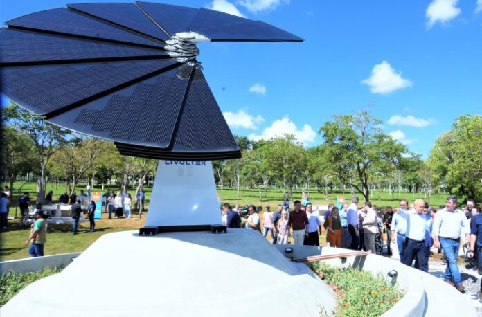 Inauguracao-da-Flor-Solar-Foto-Saul-Schramm-24-730x480