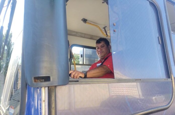 Personagem-Voucher-Transportador-2-ok-e1713792046741-730x480