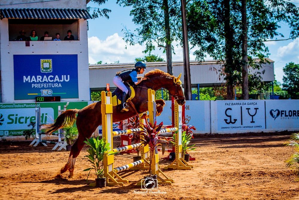 Amazona amambaiense é destaque em competição estadual de hipismo em Maracaju