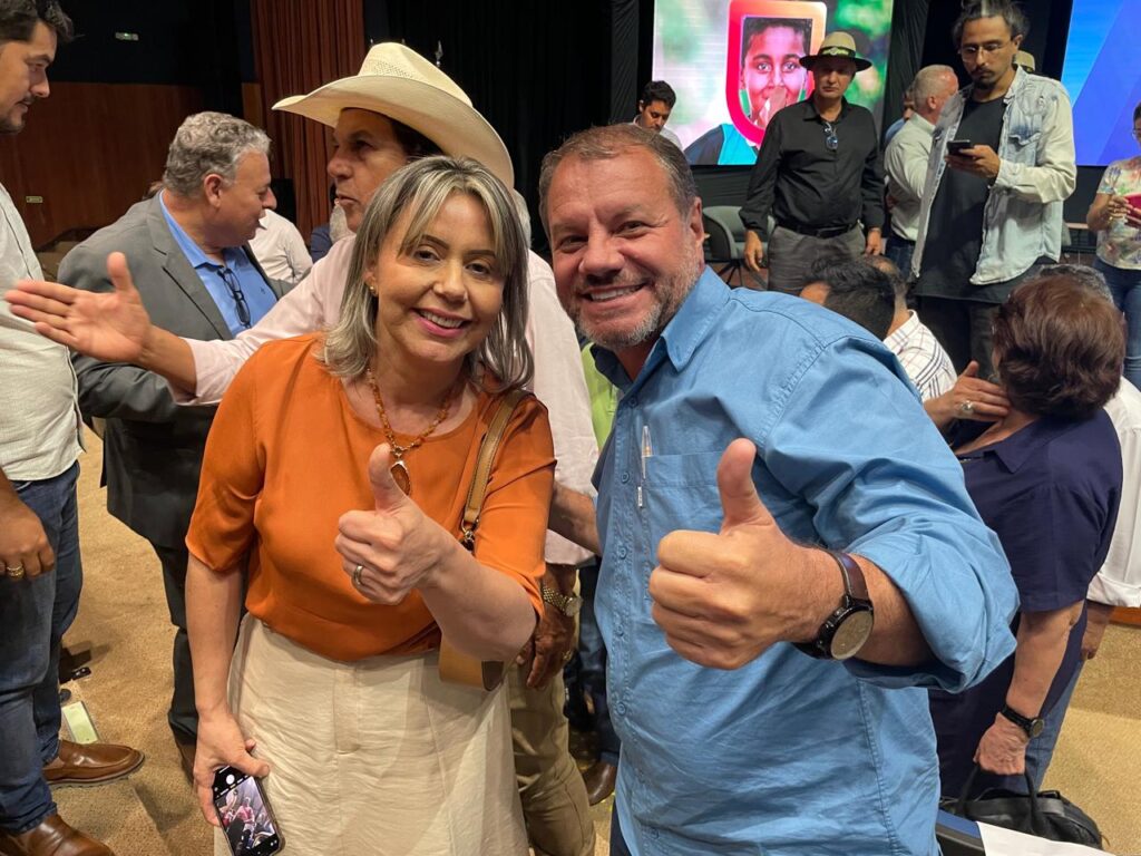 Donizete destaca conquista, junto ao Governo do Estado, de R$ 15 milhões para pavimentação asfáltica em Paranhos Donizete destaca conquista, junto ao Governo do Estado, de R$ 15 milhões para pavimentação asfáltica em Paranhos