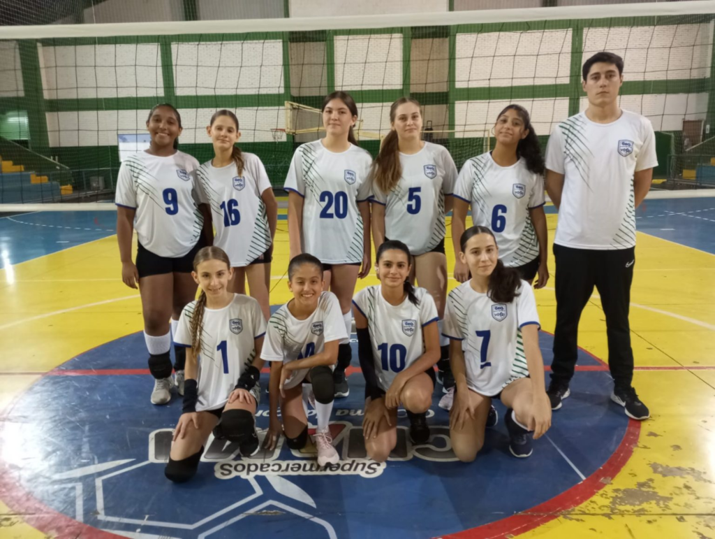 Jogos Escolares de Naviraí define equipes campeãs do futsal masculino e vôlei feminino 12 a 14 anos Jogos Escolares de Naviraí define equipes campeãs do futsal masculino e vôlei feminino 12 a 14 anos