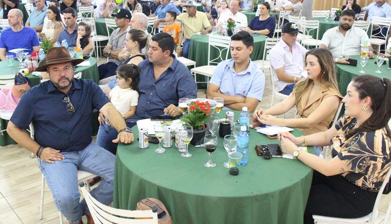 3º Leilão do Sindicato Rural de Amambai e Associados em fotos