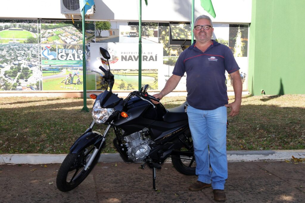Prefeitura de Naviraí entrega mais uma moto sorteada na Campanha IPTU 2024 em Dia dá Prêmios Prefeitura de Naviraí entrega mais uma moto sorteada na Campanha IPTU 2024 em Dia dá Prêmios