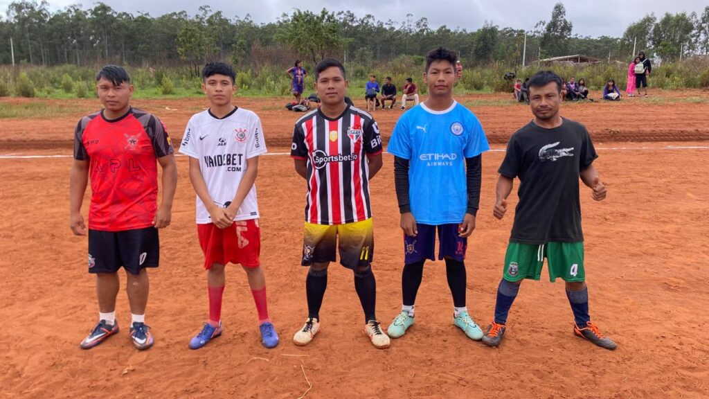 1ª Copa Indígena de Futebol de Campo teve seu início no sábado (18), na Aldeia Pyelito Kuê, em Iguatemi 1ª Copa Indígena de Futebol de Campo teve seu início no sábado (18), na Aldeia Pyelito Kuê, em Iguatemi