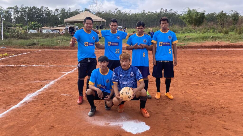 1ª Copa Indígena de Futebol de Campo teve seu início no sábado (18), na Aldeia Pyelito Kuê, em Iguatemi 1ª Copa Indígena de Futebol de Campo teve seu início no sábado (18), na Aldeia Pyelito Kuê, em Iguatemi