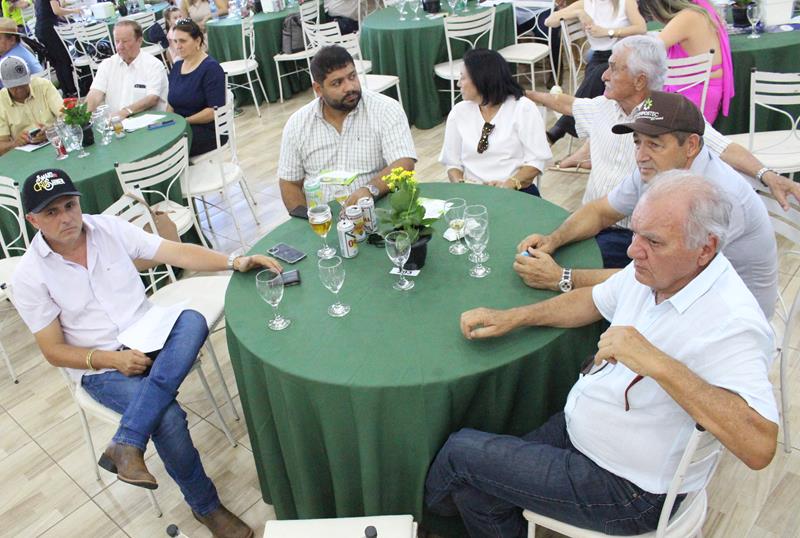 3º Leilão do Sindicato Rural de Amambai e Associados em fotos