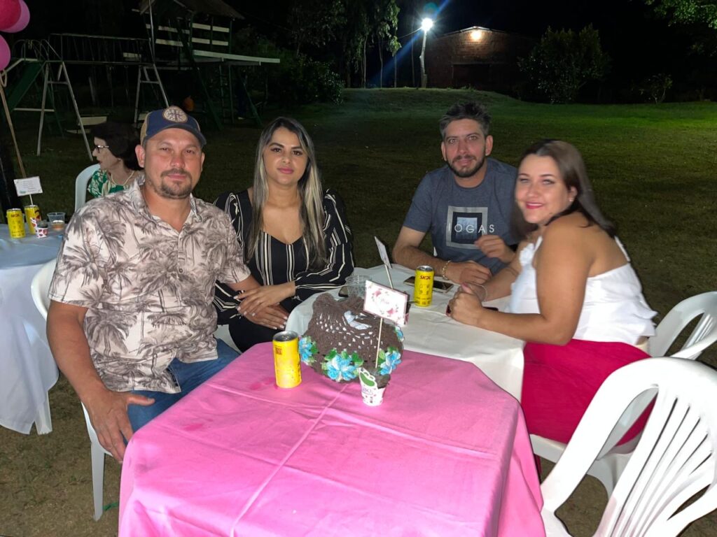 Jantar de Dia das Mães no Clube Tereré é sucesso de público