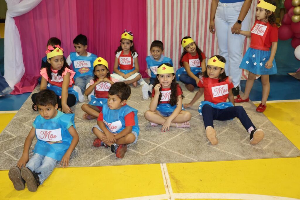 Secretaria de Educação de Paranhos promoveu evento em comemoração ao Dia das Mães Secretaria de Educação de Paranhos promoveu evento em comemoração ao Dia das Mães