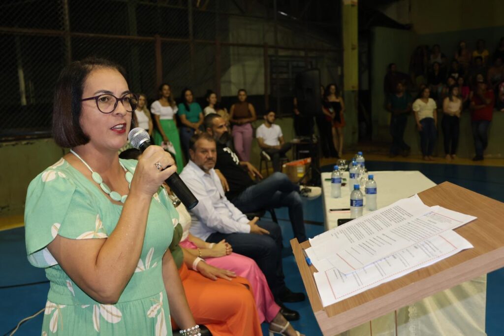 Secretaria de Educação de Paranhos promoveu evento em comemoração ao Dia das Mães