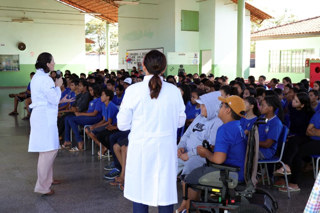 Prefeitura de Naviraí promoveu ações alusivas ao Dia "D" do Mais Saúde Bucal na Escola