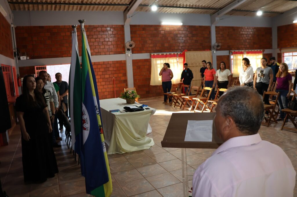 Prefeitura de Paranhos realiza capacitação para a Rede de Atendimento à Criança e ao Adolescente do município Prefeitura de Paranhos realiza capacitação para a Rede de Atendimento à Criança e ao Adolescente do município