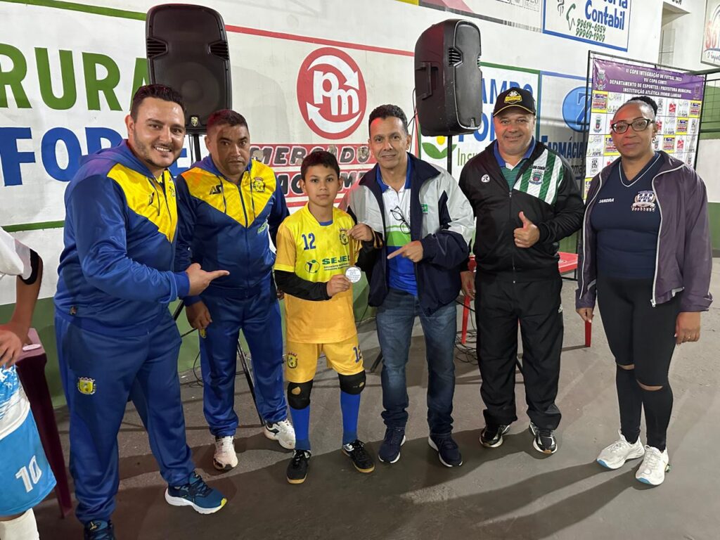 Torneio de Futsal de Base foi um sucesso em Sete Quedas Torneio de Futsal de Base foi um sucesso em Sete Quedas