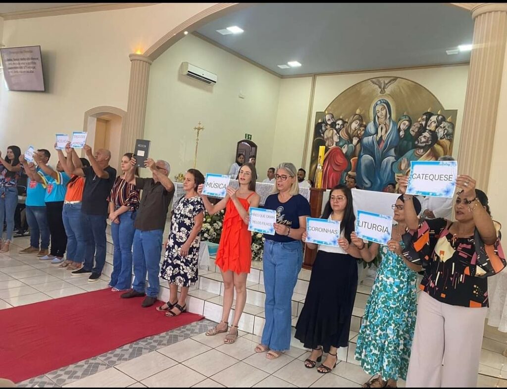 Festa do Dia das Mães da Rainho dos Apóstolos