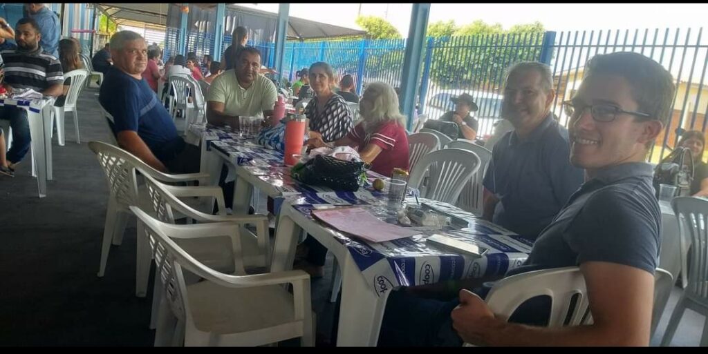 Festa do Dia das Mães da Rainho dos Apóstolos