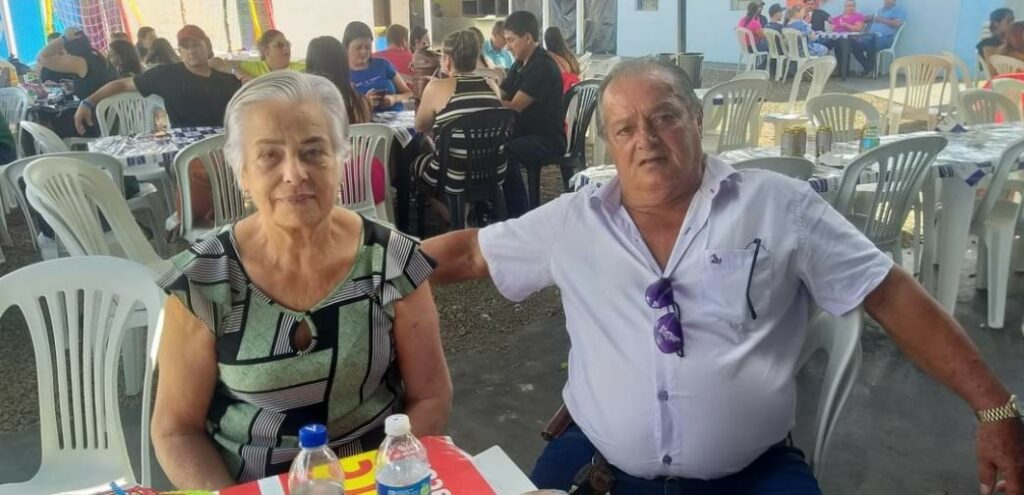 Festa do Dia das Mães da Rainho dos Apóstolos