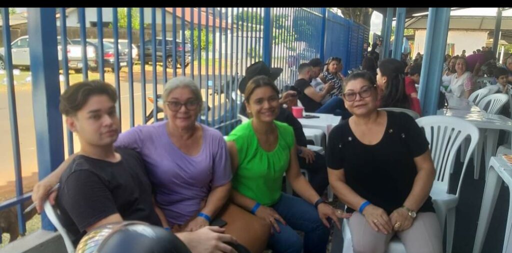 Festa do Dia das Mães da Rainho dos Apóstolos