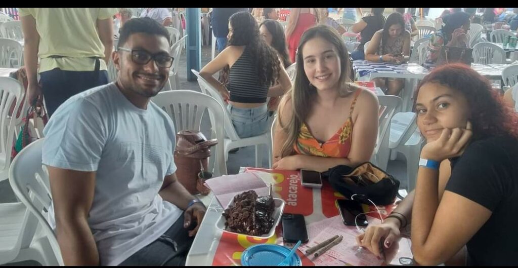 Festa do Dia das Mães da Rainho dos Apóstolos