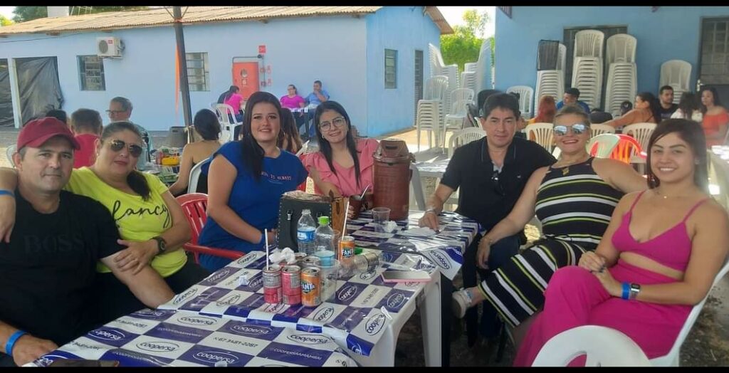 Festa do Dia das Mães da Rainho dos Apóstolos