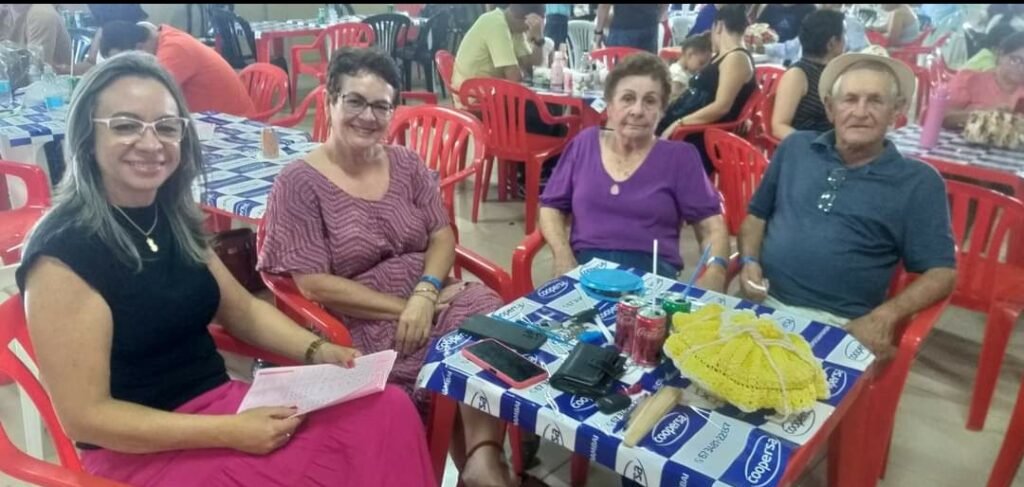 Festa do Dia das Mães da Rainho dos Apóstolos