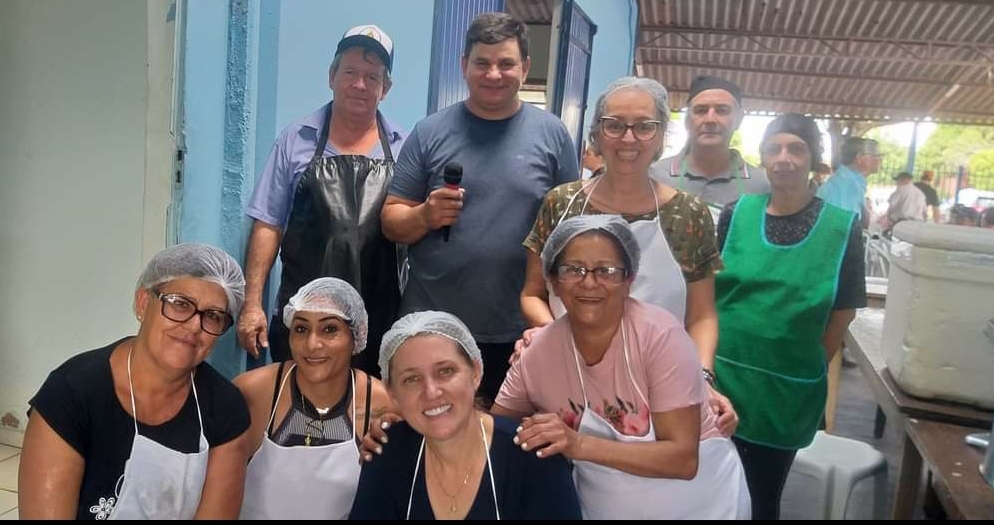 Festa do Dia das Mães da Rainho dos Apóstolos