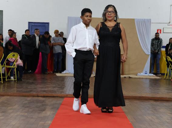 Prefeito Donizete prestigia formatura dos alunos do curso Normal Médio Prefeito Donizete prestigia formatura dos alunos do curso Normal Médio