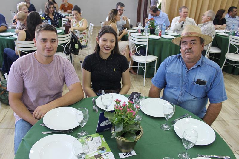 3º Leilão do Sindicato Rural de Amambai e Associados em fotos