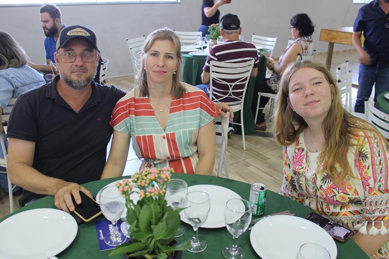 3º Leilão do Sindicato Rural de Amambai e Associados em fotos