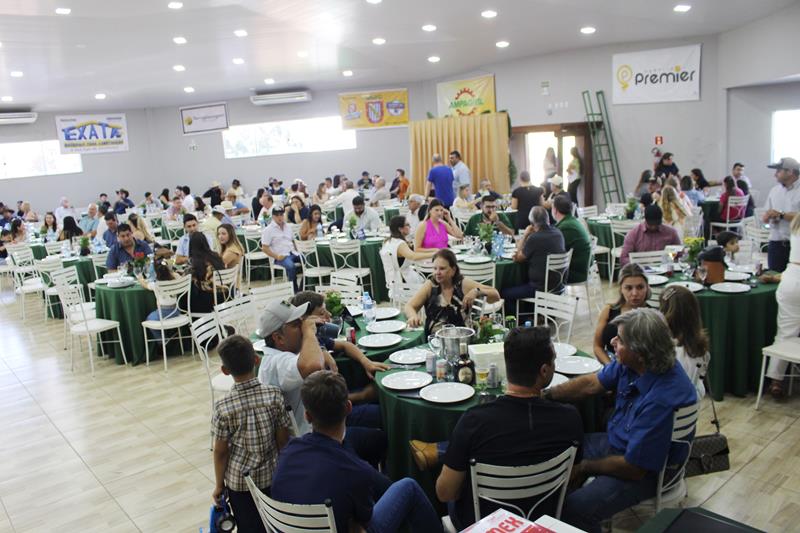 3º Leilão do Sindicato Rural de Amambai e Associados em fotos