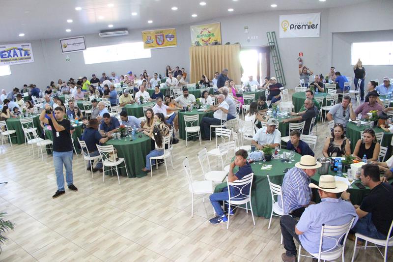 3º Leilão do Sindicato Rural de Amambai e Associados em fotos