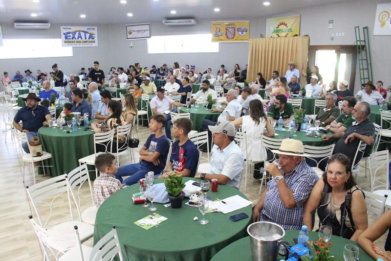 3º Leilão do Sindicato Rural de Amambai e Associados em fotos