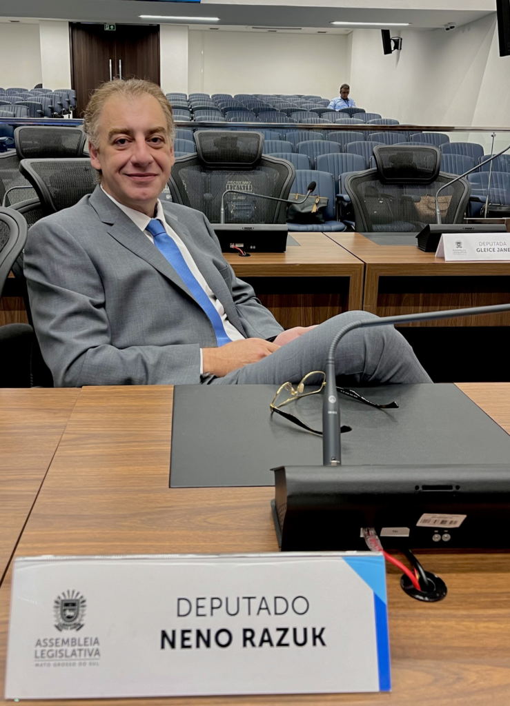 “Vitorias importante para pessoas com TEA e TSP”, comemora Neno Razuk ao ter leis sancionadas pelo Governo em MS “Vitorias importante para pessoas com TEA e TSP”, comemora Neno Razuk ao ter leis sancionadas pelo Governo em MS