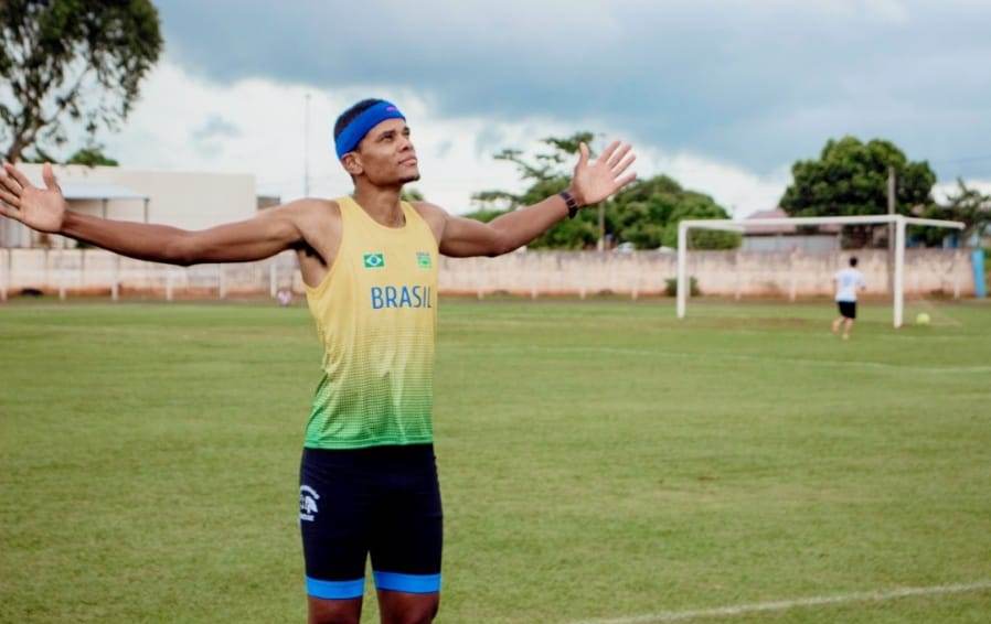 Bicampeão brasileiro máster em provas com barreiras vai representar Amambai no Estadual de Atletismo