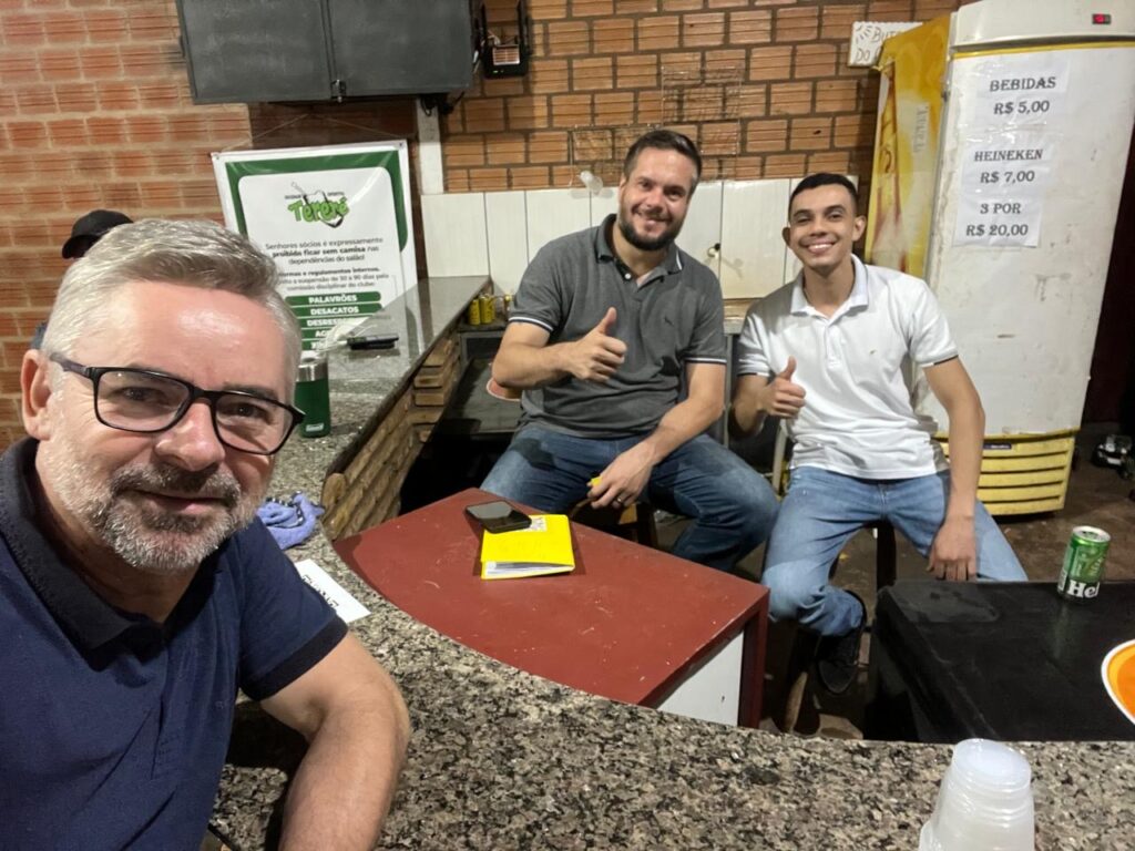 Jantar de Dia das Mães no Clube Tereré é sucesso de público