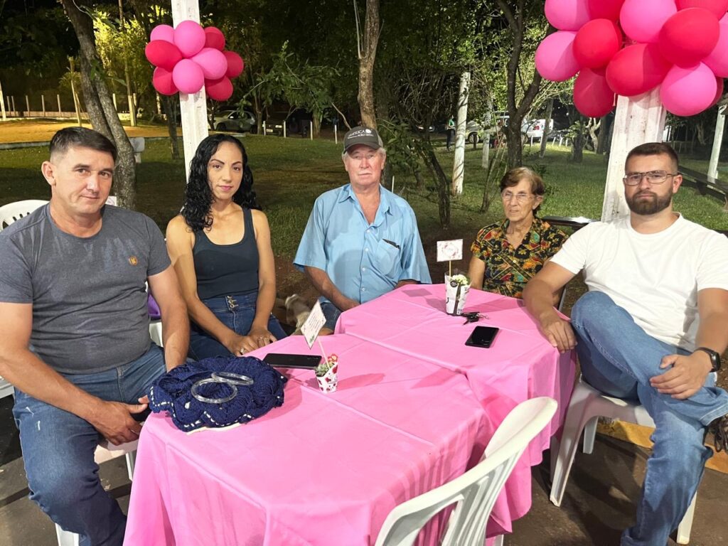 Jantar de Dia das Mães no Clube Tereré é sucesso de público