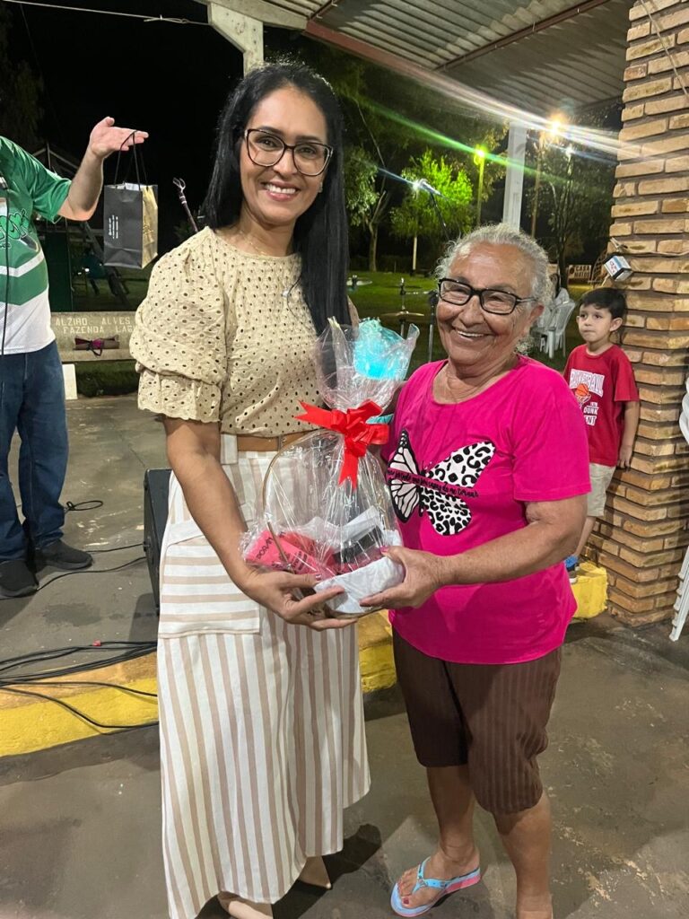 Jantar de Dia das Mães no Clube Tereré é sucesso de público