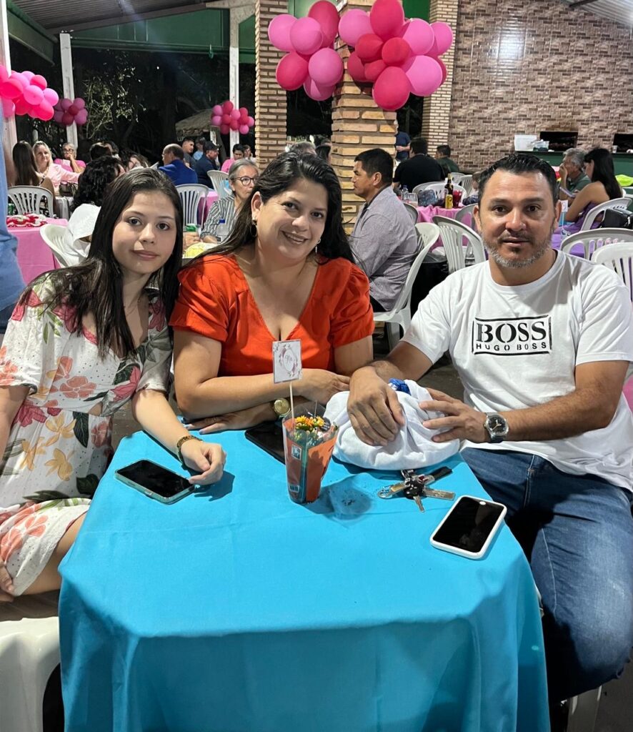 Jantar de Dia das Mães no Clube Tereré é sucesso de público