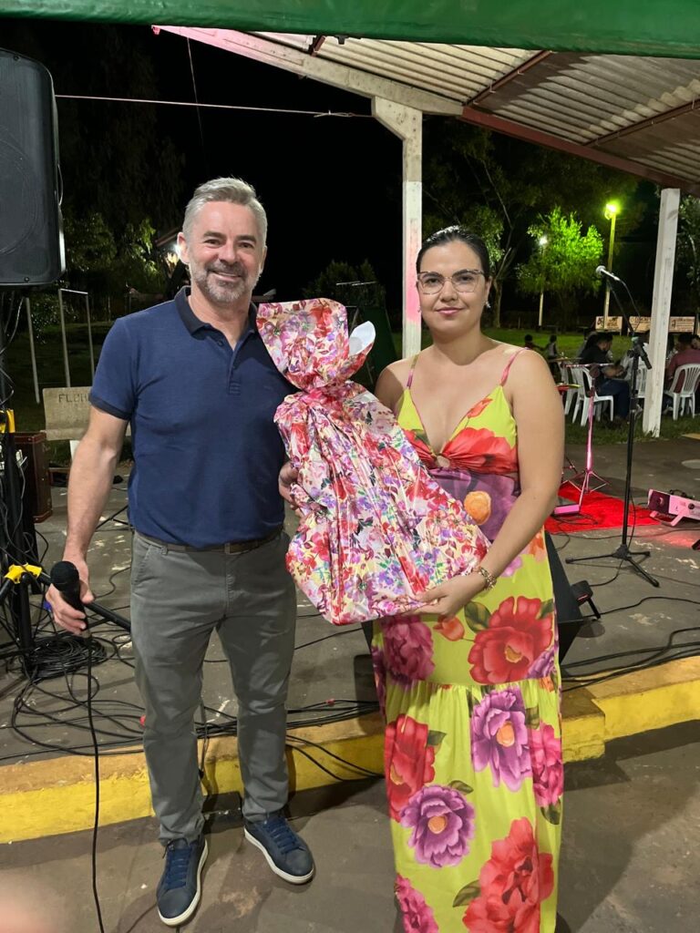 Jantar de Dia das Mães no Clube Tereré é sucesso de público