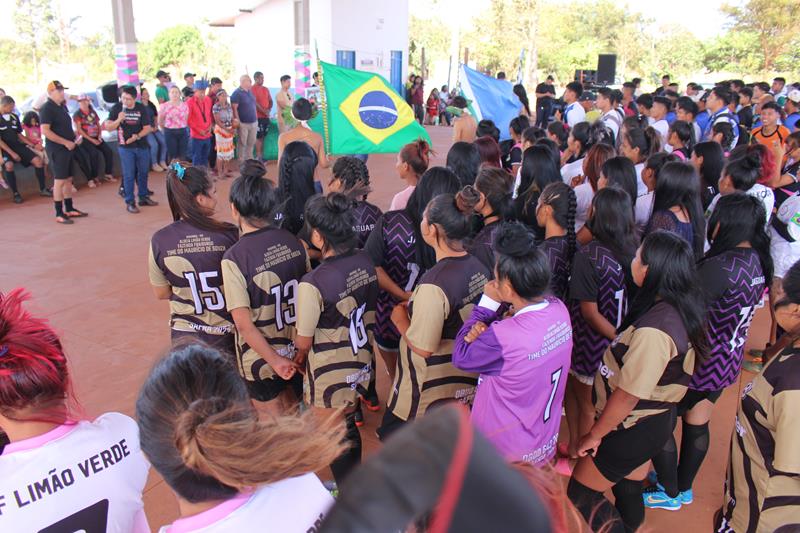 Abertura da 1ª Copa Terrão de Futebol masculino e feminino em Amambai