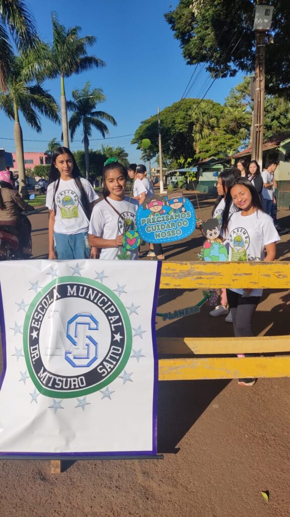 Alunos da E.M. Dr. Mitsuro Saito participaram do "Projeto de Ações Ecológicas" em Paranhos Alunos da E.M. Dr. Mitsuro Saito participaram do "Projeto de Ações Ecológicas" em Paranhos