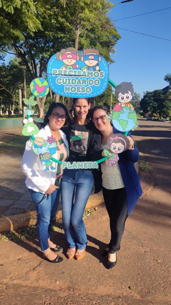 Alunos da E.M. Dr. Mitsuro Saito participaram do "Projeto de Ações Ecológicas" em Paranhos Alunos da E.M. Dr. Mitsuro Saito participaram do "Projeto de Ações Ecológicas" em Paranhos